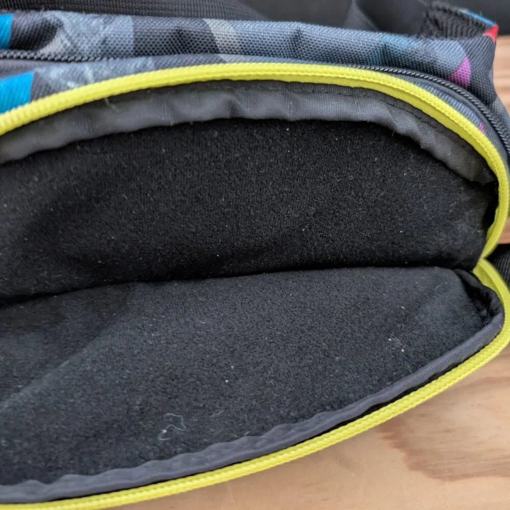 Dakine Crossbody Fanny Pack - Picture 4 of 8